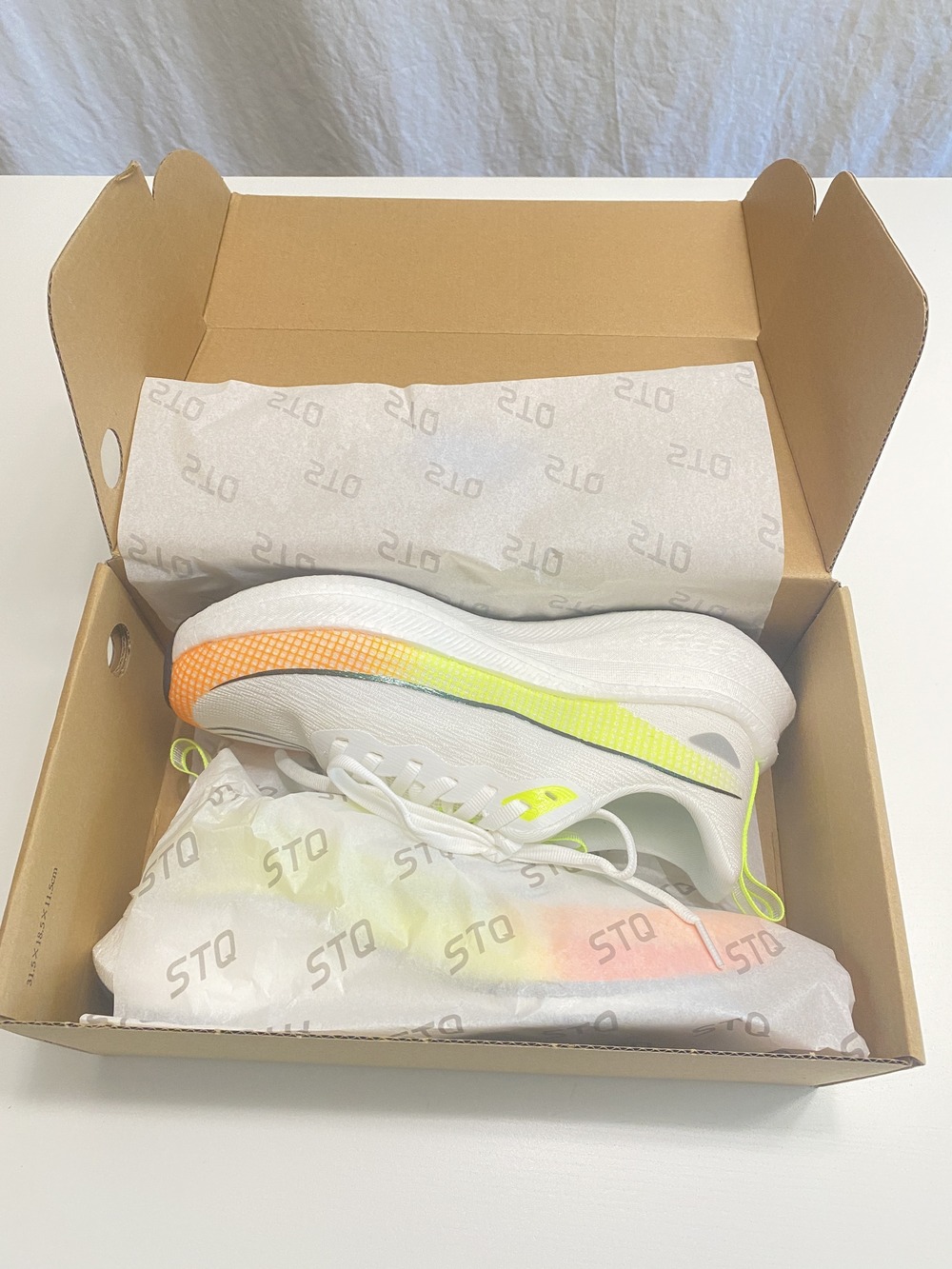 STQ Women's 8.5 White Orange & Lime Performance Running Shoes